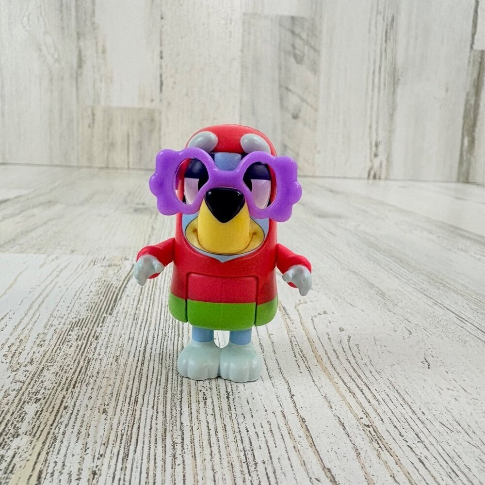 Bluey Grannies Janet Action Figure Granny Purple Glasses Blue NEW
